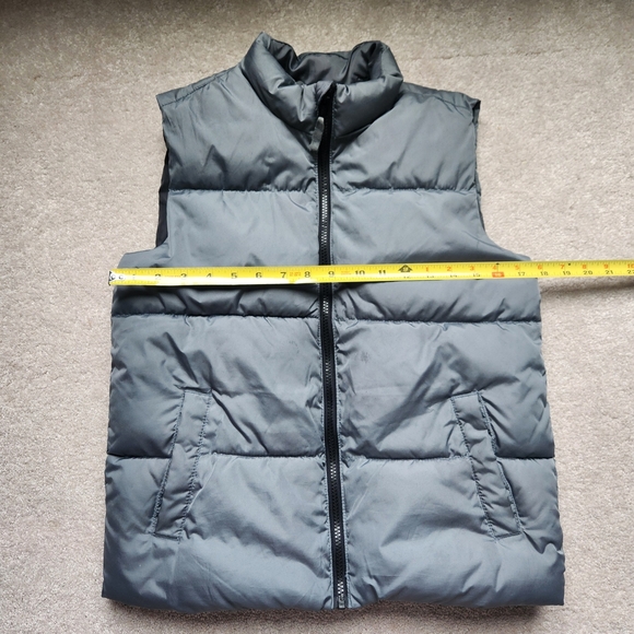 Old Navy Charcoal Grey Outerwear Vest Youth Size Large (10-12) - Picture 2 of 7